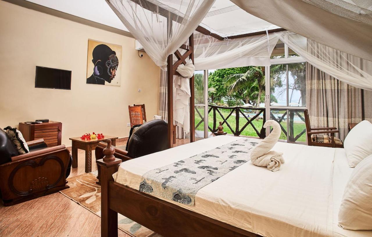 Coral Beach Resort Diani Beach Eksteriør bilde