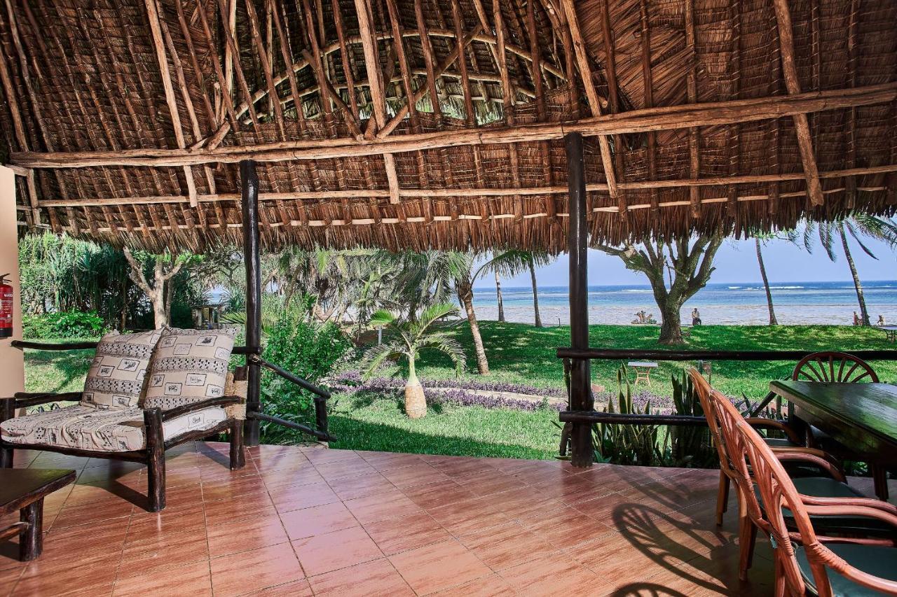 Coral Beach Resort Diani Beach Eksteriør bilde