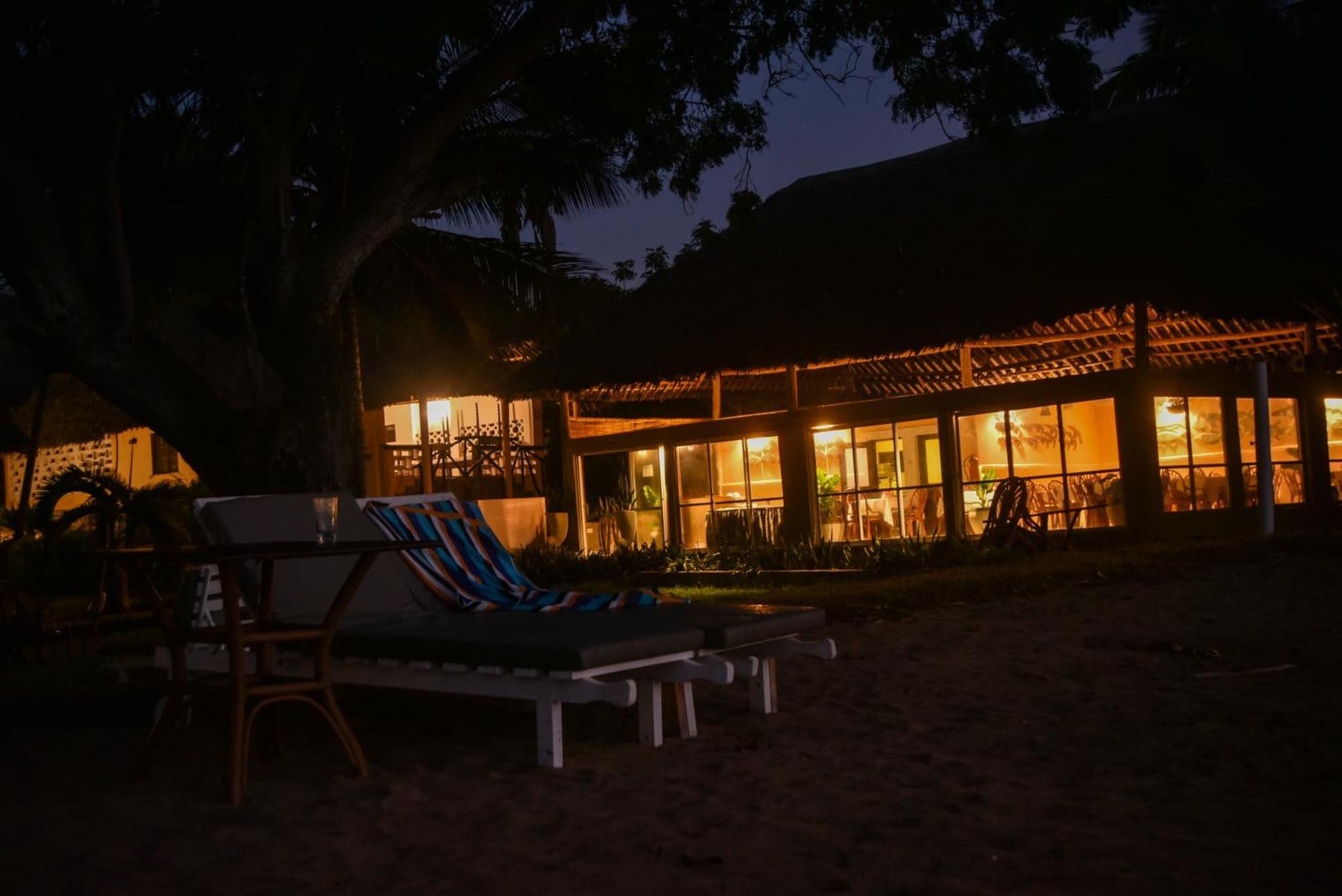 Coral Beach Resort Diani Beach Eksteriør bilde