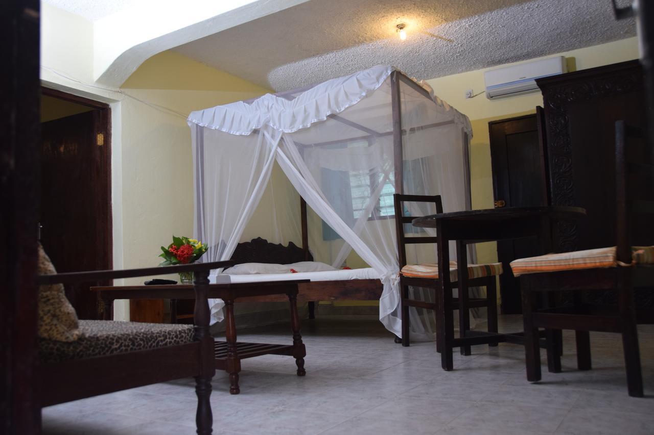 Coral Beach Resort Diani Beach Eksteriør bilde